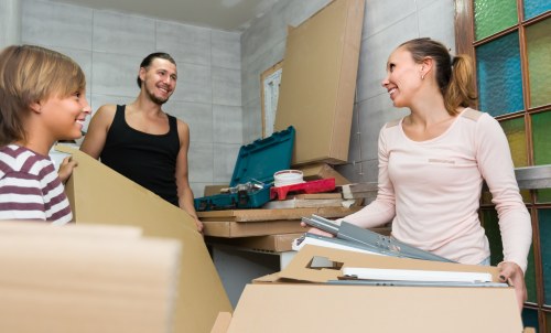 Professional movers handling a Belsizepark flat move