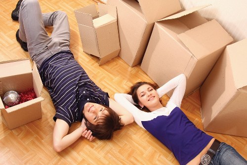 Small removal service for flats and apartments in Belsizepark